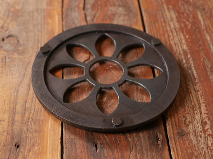 Flower Trivet * Metal Trivet for Hot Dishes * Black Trivet for Hot Pan * Trivet with Feet * Hot Plate Holder * Iron Pot Stand * Hot Plate