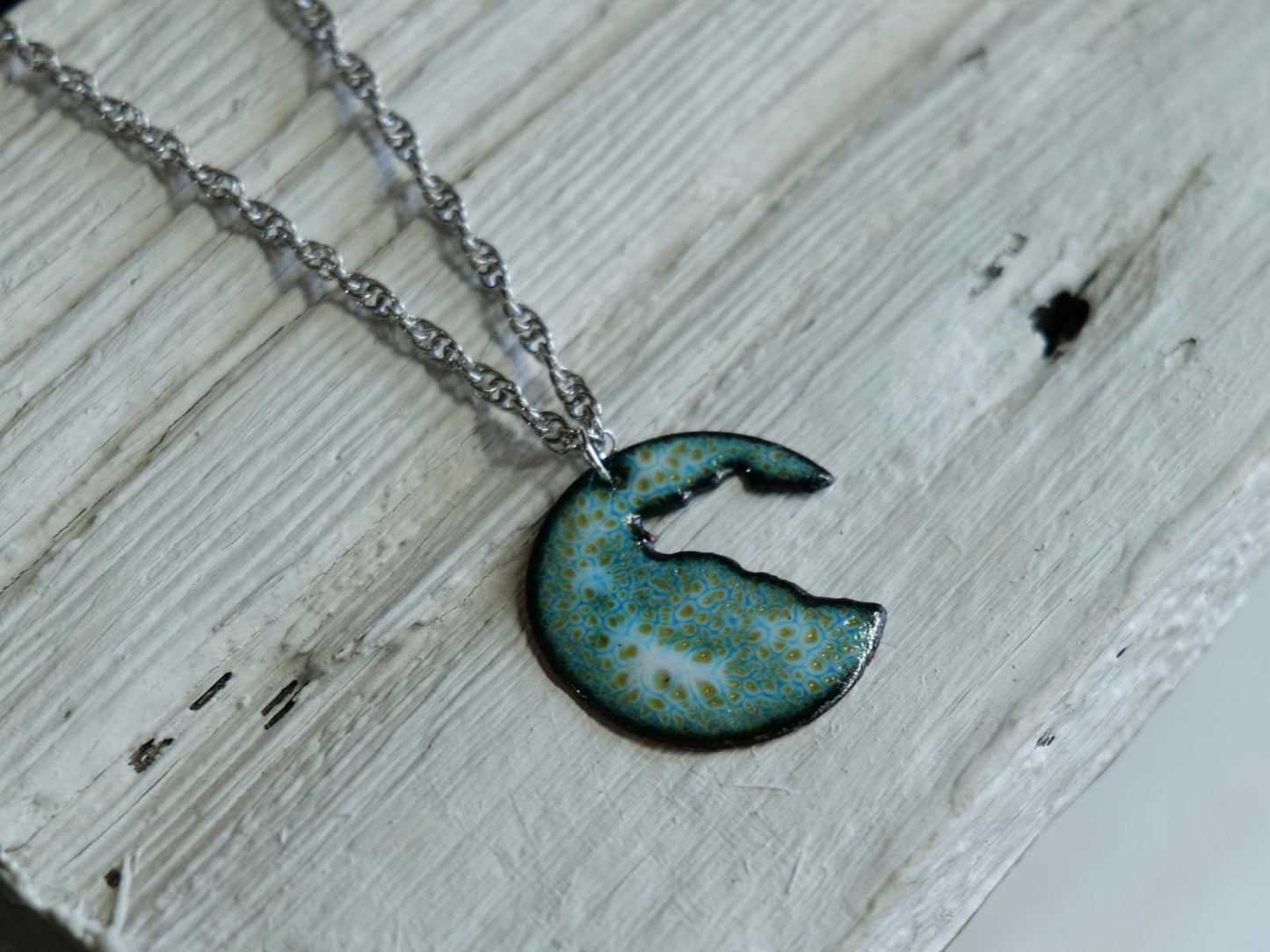 Wolf Neckace*  Earthy Pendant * Enamel Jewelry * Boho Jewelry *  Handmade Enamel Jewelry * Necklace for Men * Necklace for Women