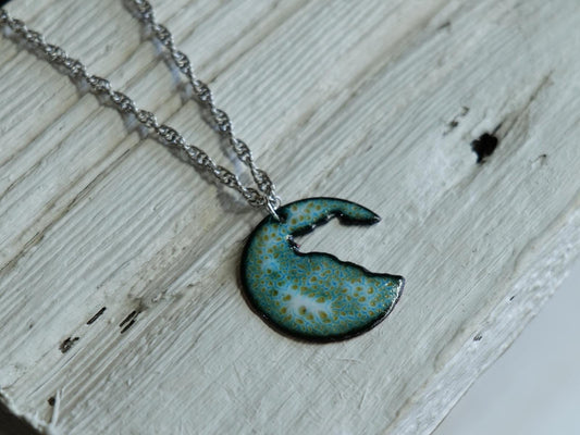 Wolf Neckace*  Earthy Pendant * Enamel Jewelry * Boho Jewelry *  Handmade Enamel Jewelry * Necklace for Men * Necklace for Women